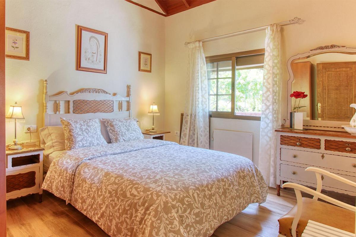 Casa Rosales With Pool & Wifi Villa ปุนตากอร์ดา ภายนอก รูปภาพ